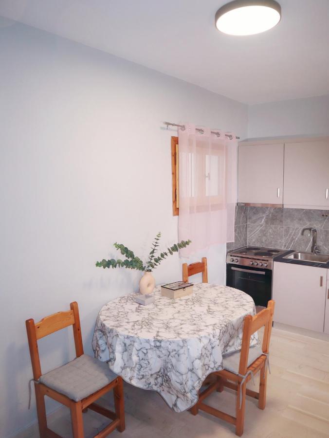 Kaminaki Seaview Apartments Katavolos Exterior photo