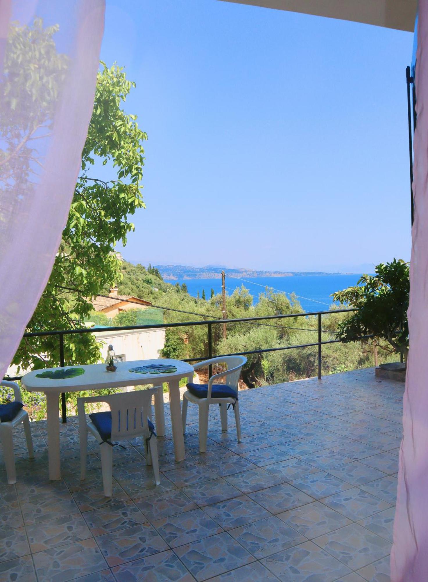 Kaminaki Seaview Apartments Katavolos Exterior photo